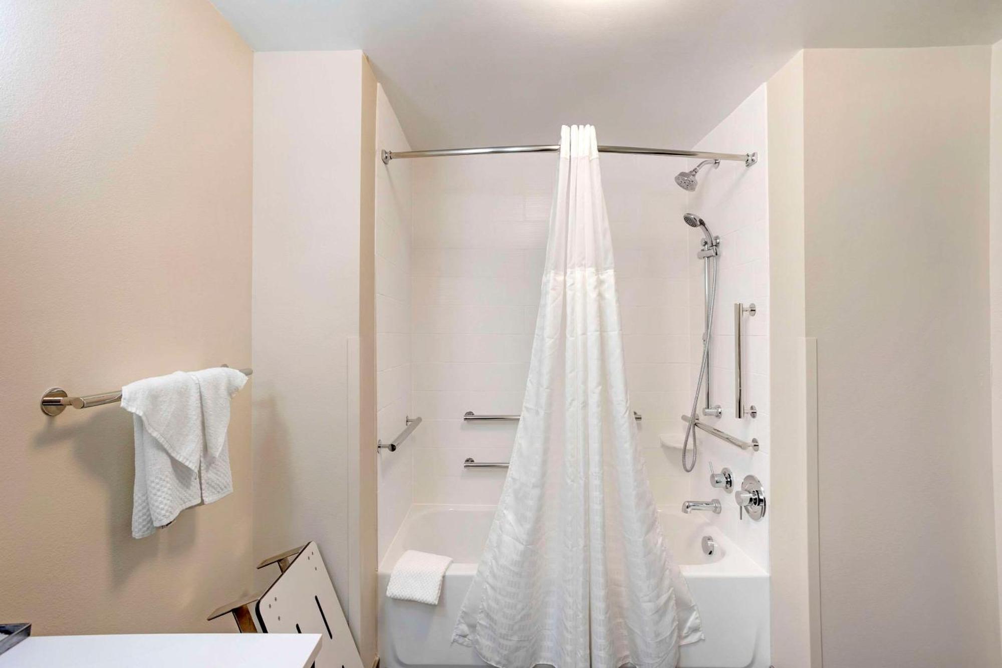 Sleep Inn North - Central Йорк Екстериор снимка